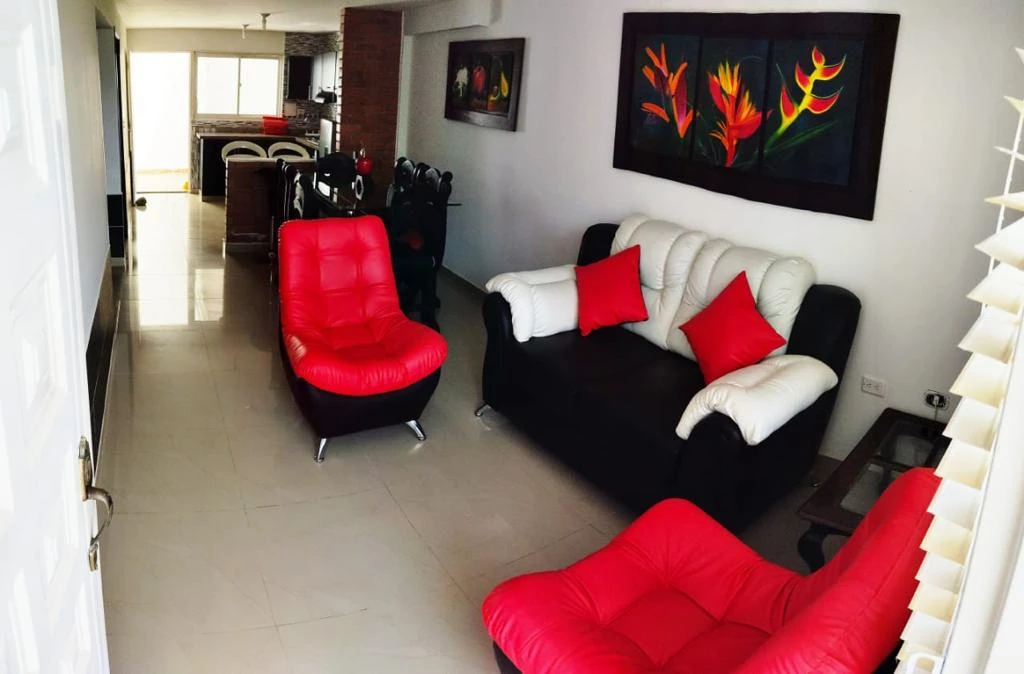 CASA EN VENTA BELLA VISTA - 251