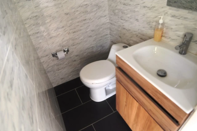 CASA EN ARRIENDO CONJ CERRADO  - C77