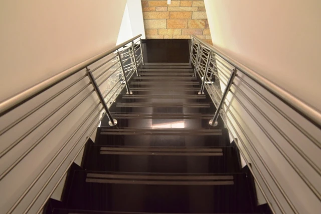 CASA EN ARRIENDO CONJ CERRADO  - C77