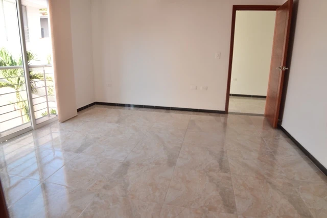CASA EN ARRIENDO CONJ CERRADO  - C77
