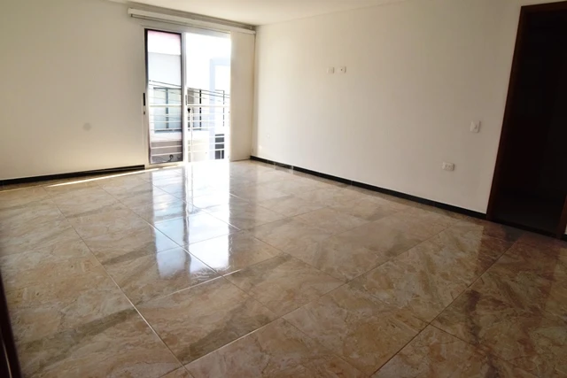 CASA EN ARRIENDO CONJ CERRADO  - C77
