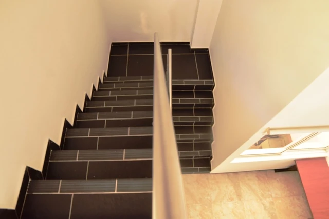 CASA EN ARRIENDO CONJ CERRADO  - C77