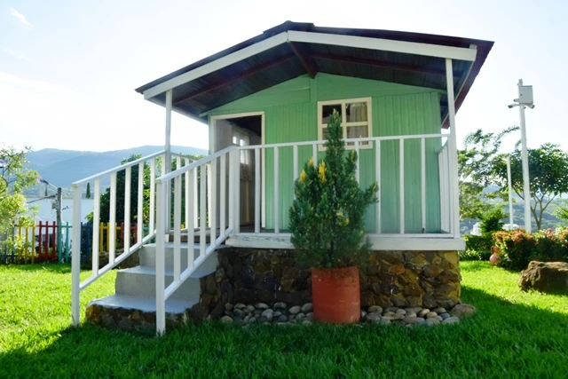 CASA EN ARRIENDO CONJ CERRADO  - C77