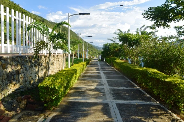 CASA EN ARRIENDO CONJ CERRADO  - C77