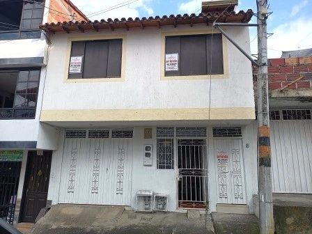 ARRIENDO APARTAMENTO PORTAL DE LA CRUZ - 1549