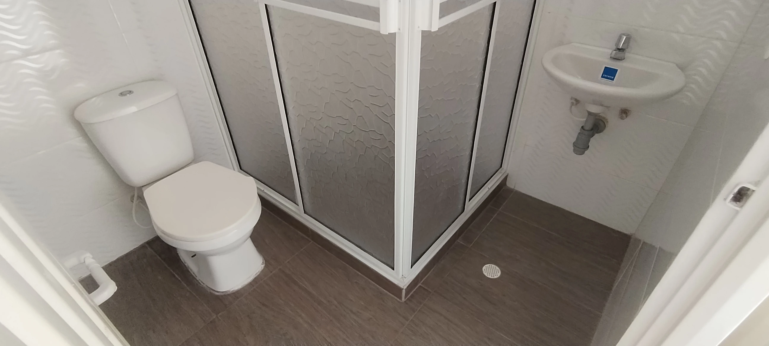 ARRIENDO CASA EN EL PORVENIR - 1314