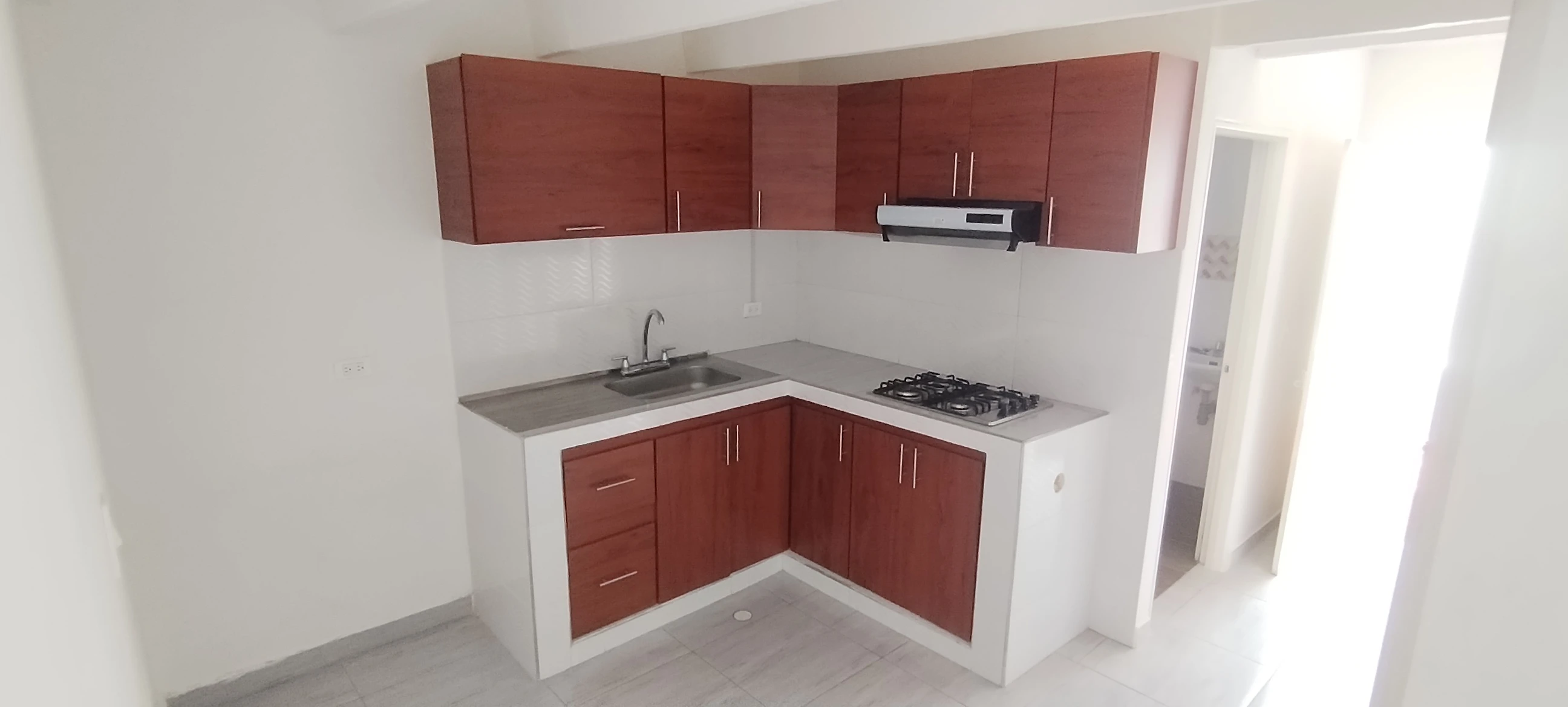 ARRIENDO CASA EN EL PORVENIR - 1314