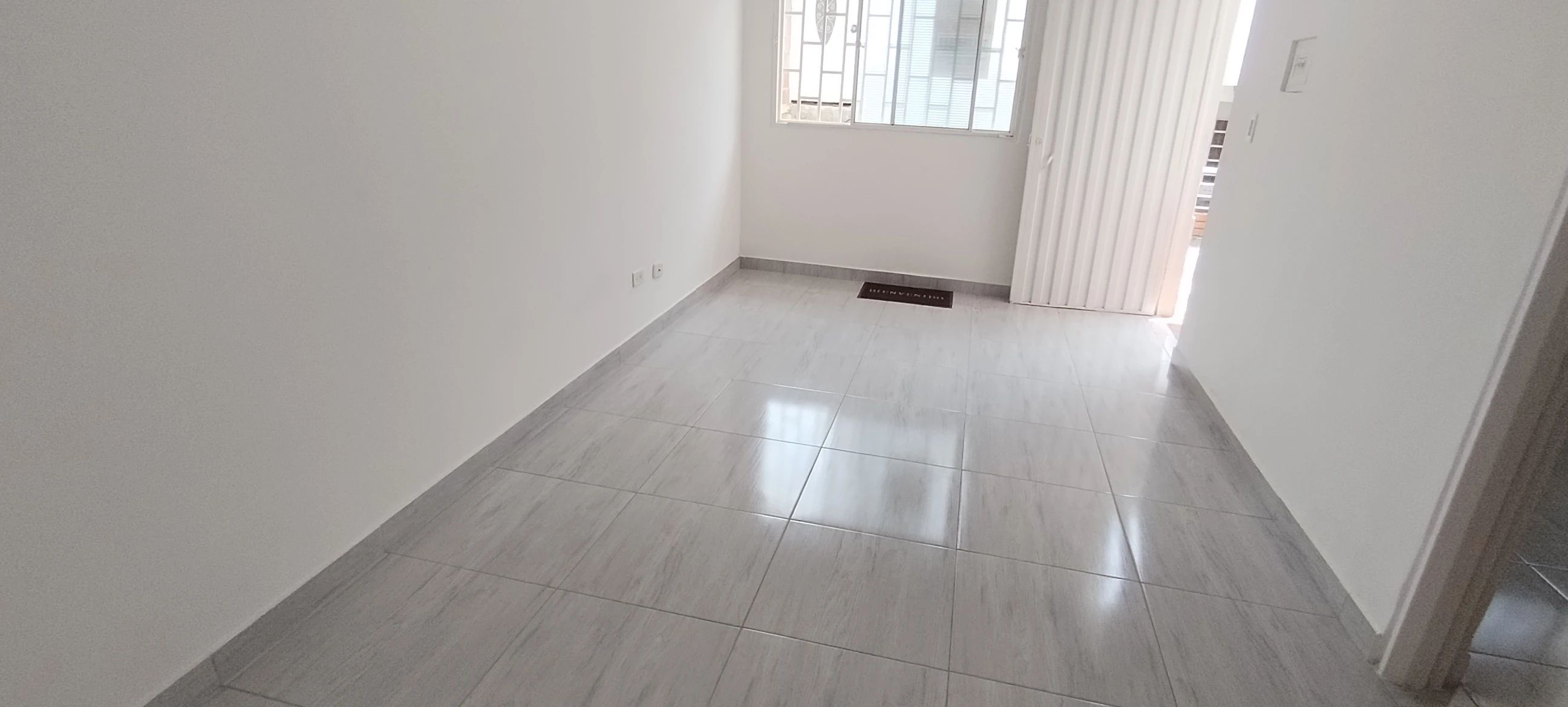 ARRIENDO CASA EN EL PORVENIR - 1314