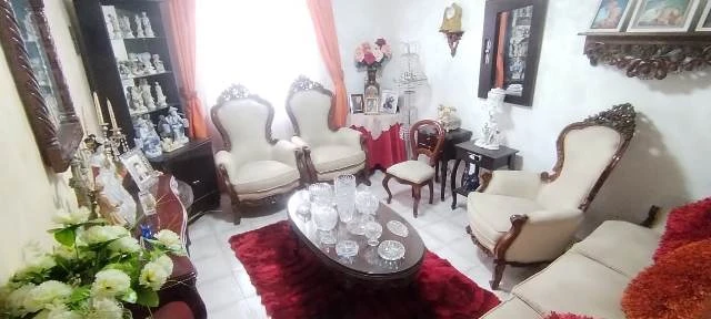 CASA EN VENTA  - CS18