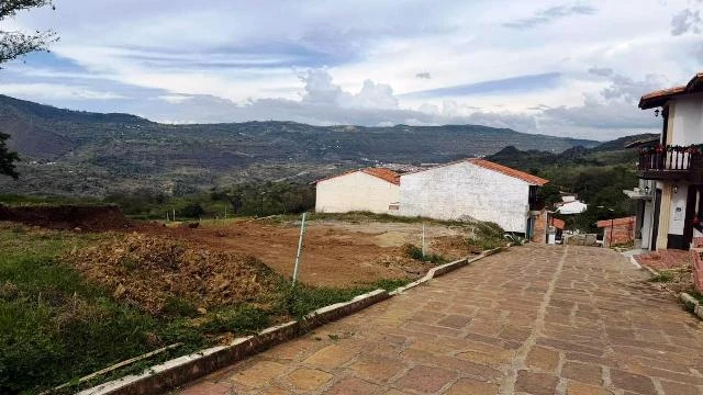 VENDO LOTE CONJUNTO CERRADO  - PL2