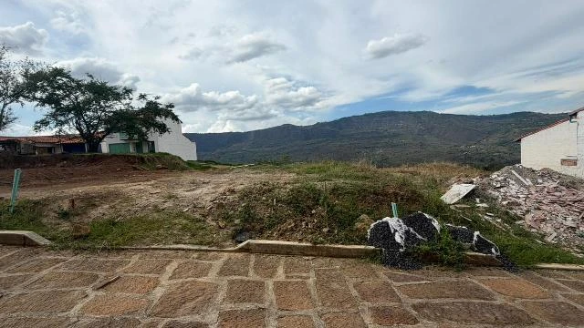 VENDO LOTE CONJUNTO CERRADO  - PL2