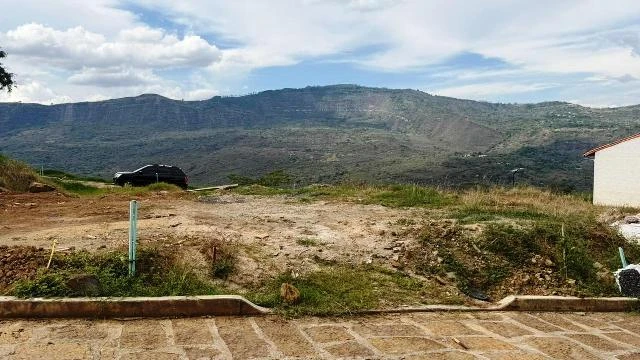 VENDO LOTE CONJUNTO CERRADO  - PL2