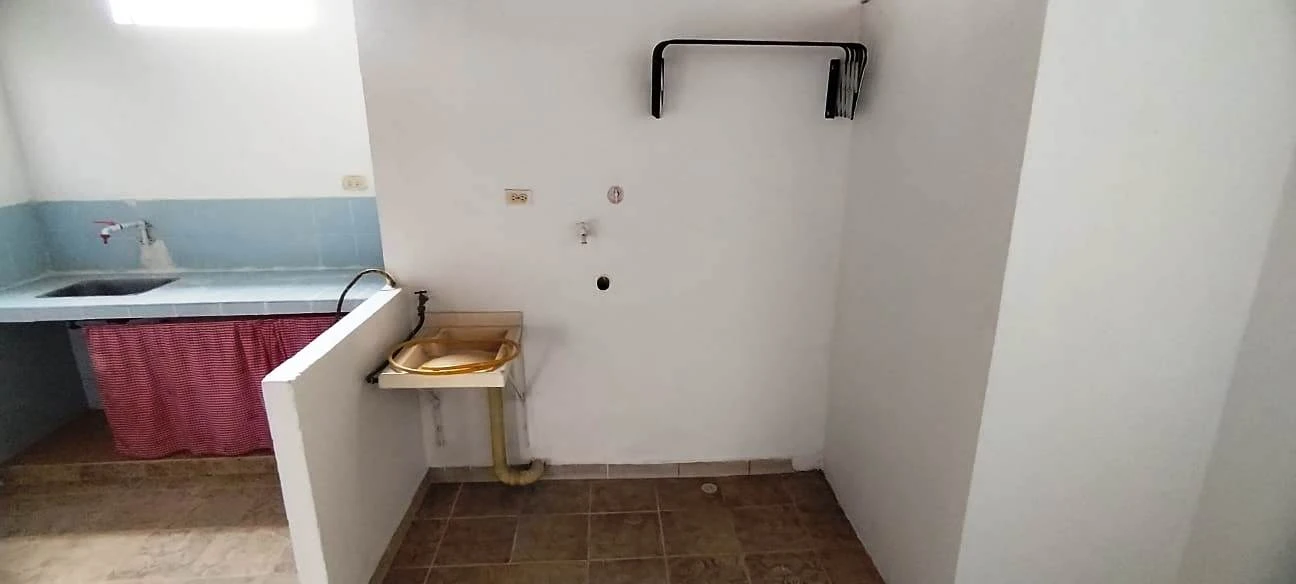 ARRIENDO APARTAMENTP  - 6A08P3