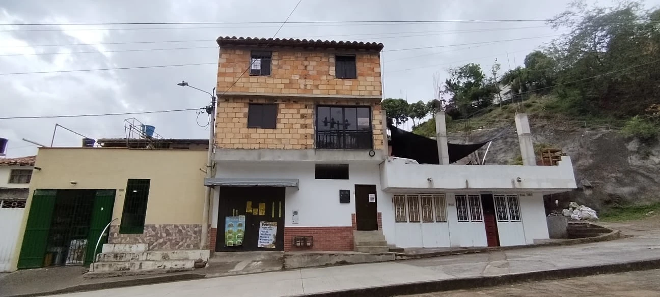 ARRIENDO APARTAMENTP  - 6A08P3