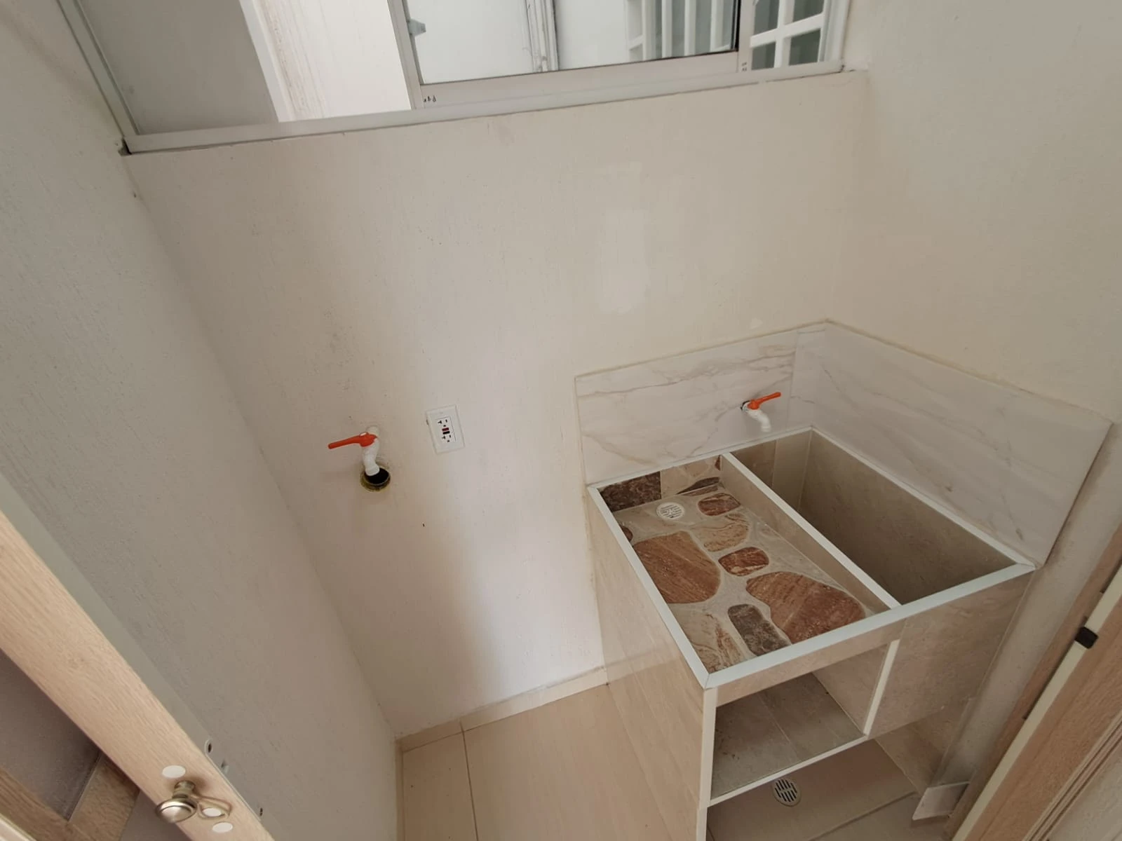 ARRIENDO APARTAMENTO SAN JUAN DE DIOS - 958