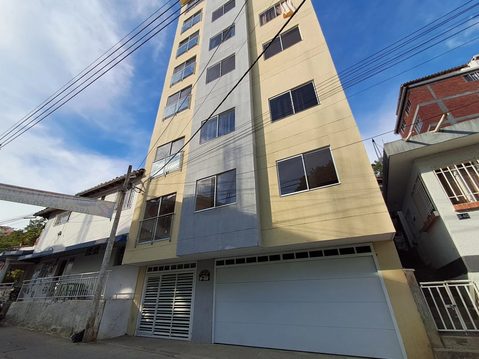 ARRIENDO APARTAMENTO SAN JUAN DE DIOS - 958