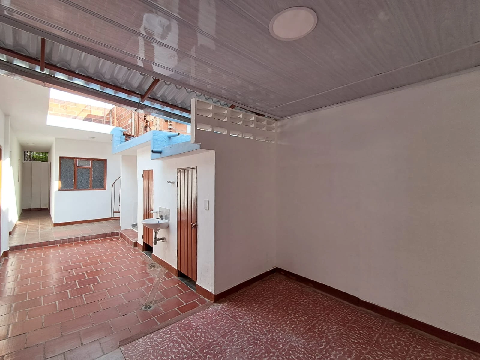 ARRIENDO CASA  - 547