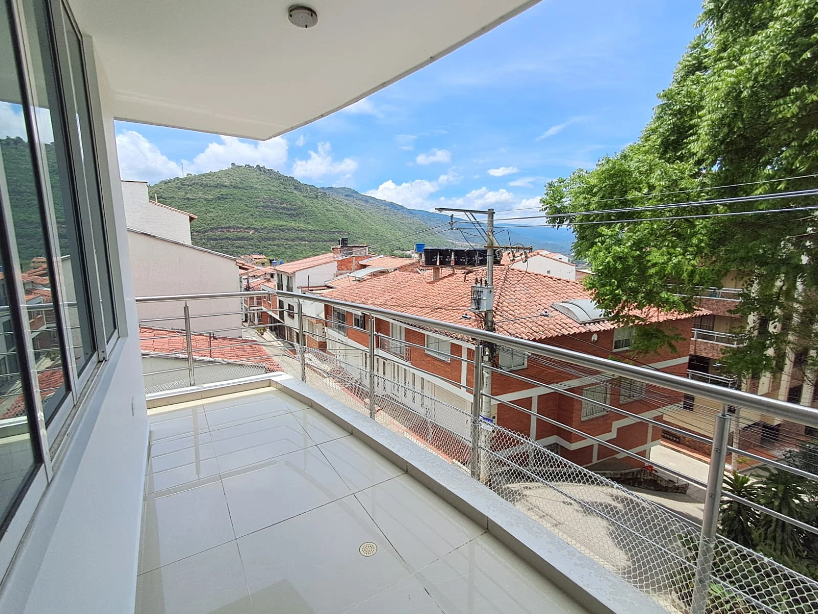 ARRIENDO APARTAMENTO EDIFICIO VILLA AURORA - 908