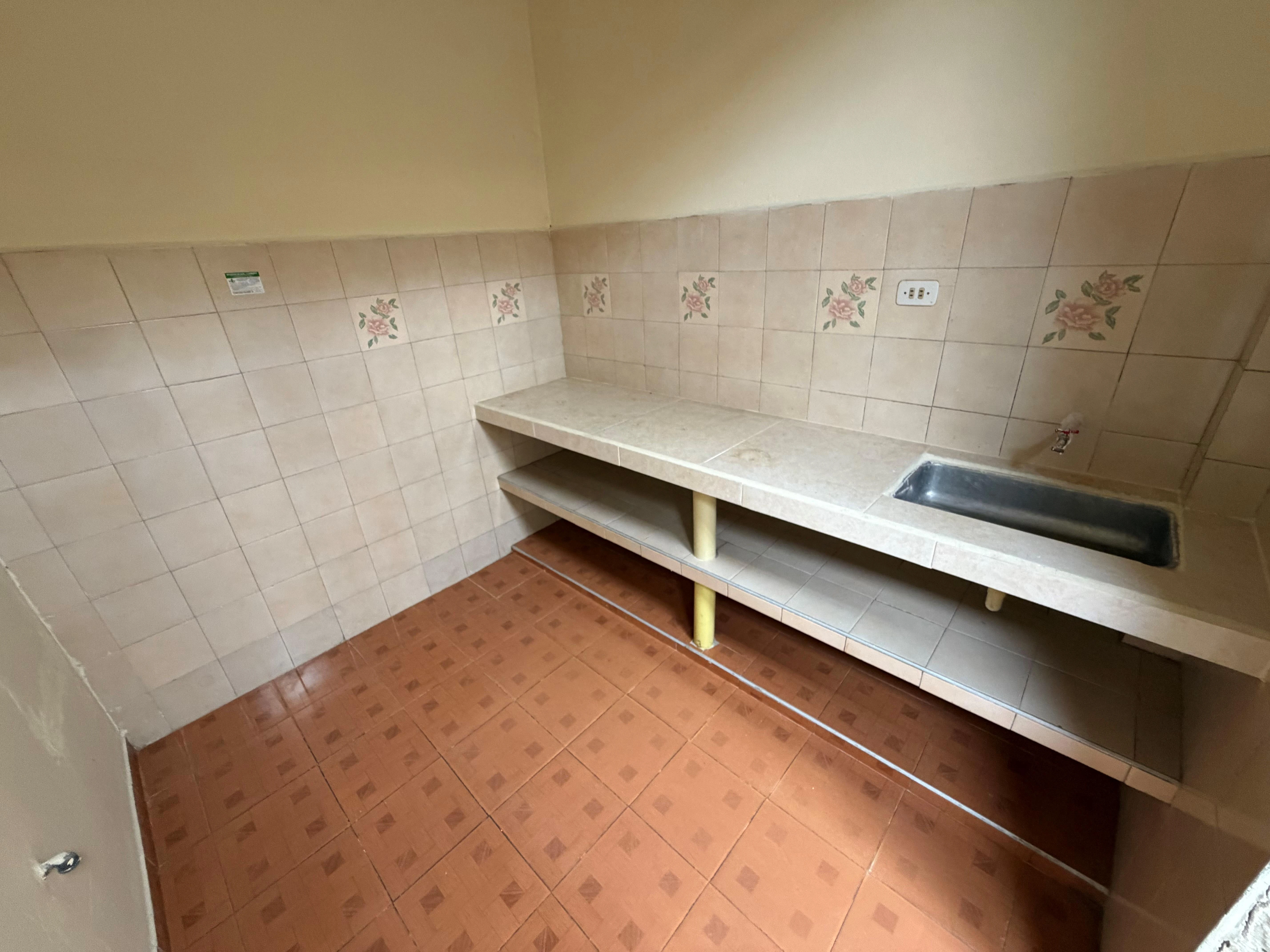 VENDO CASA BARRIO CENTRO  - CS5