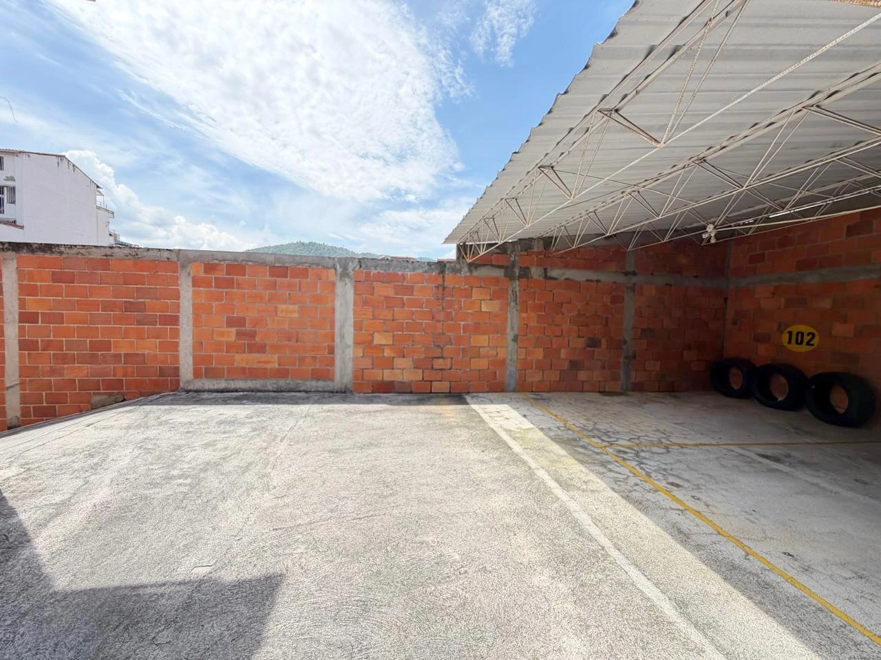 ARRIENDO APARTAMENTO ASCENSOR  - 871