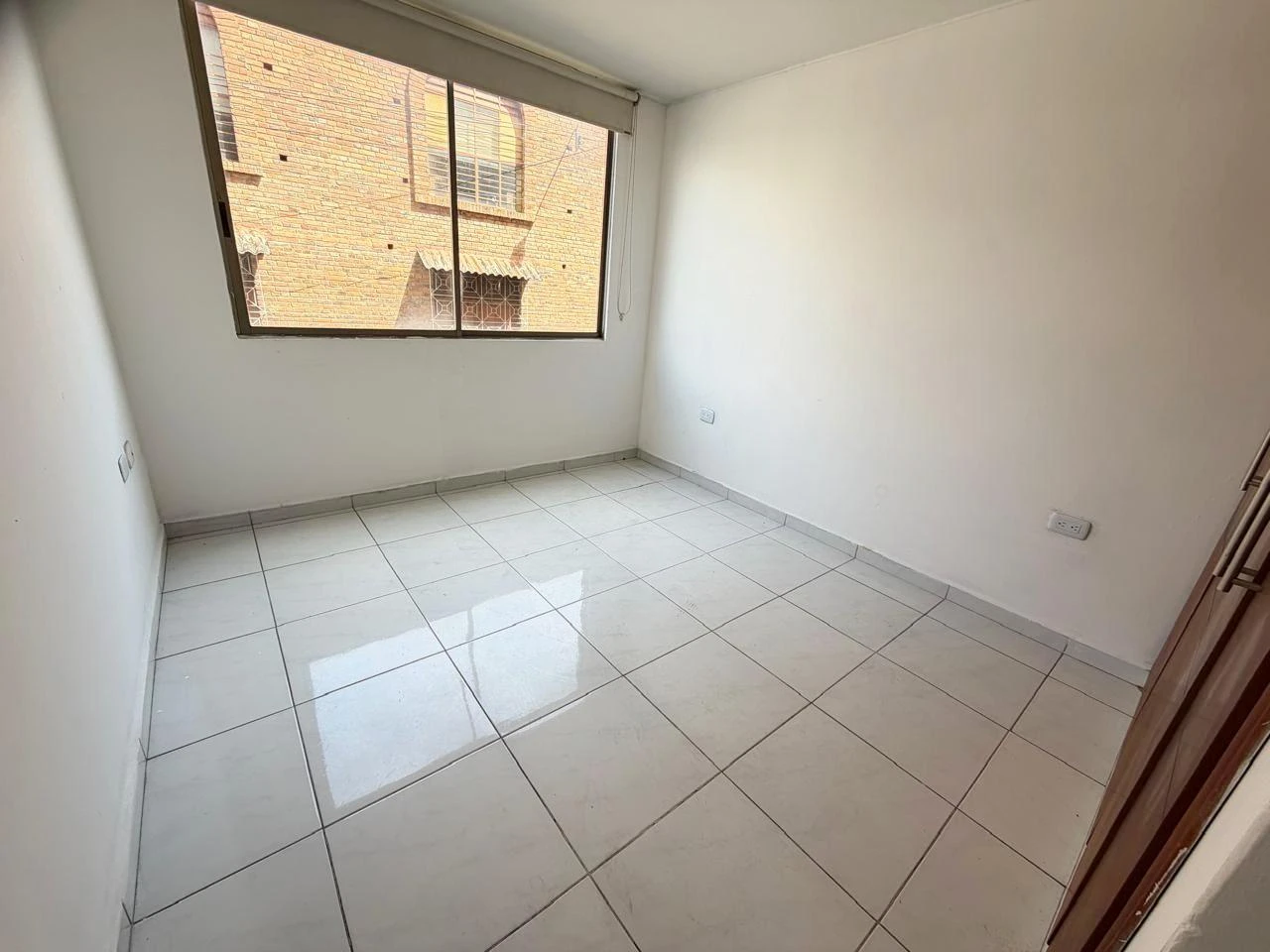 ARRIENDO APARTAMENTO ASCENSOR  - 871