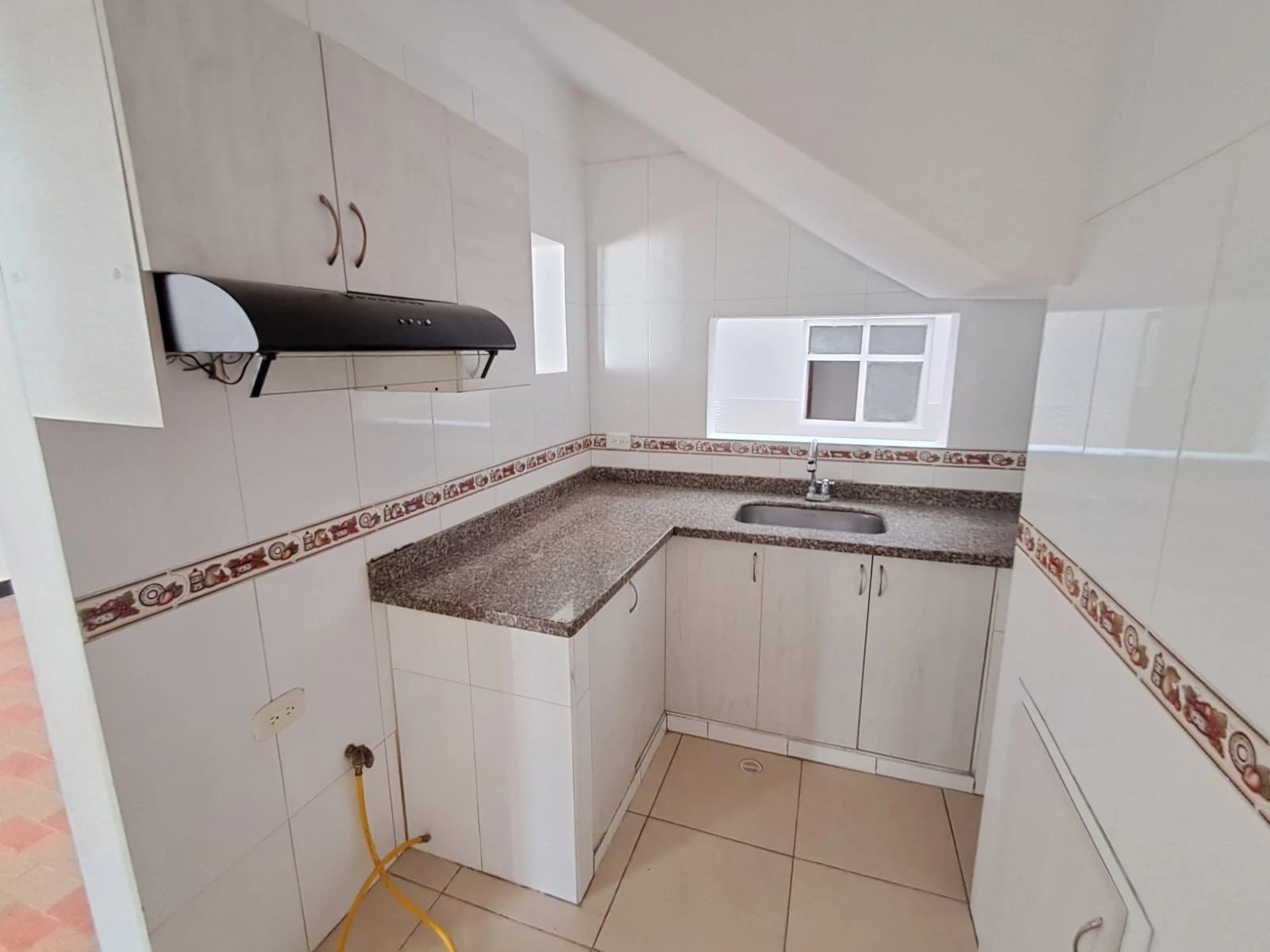ARRIENDO APARTAMENTO SAN CARLOS - 478