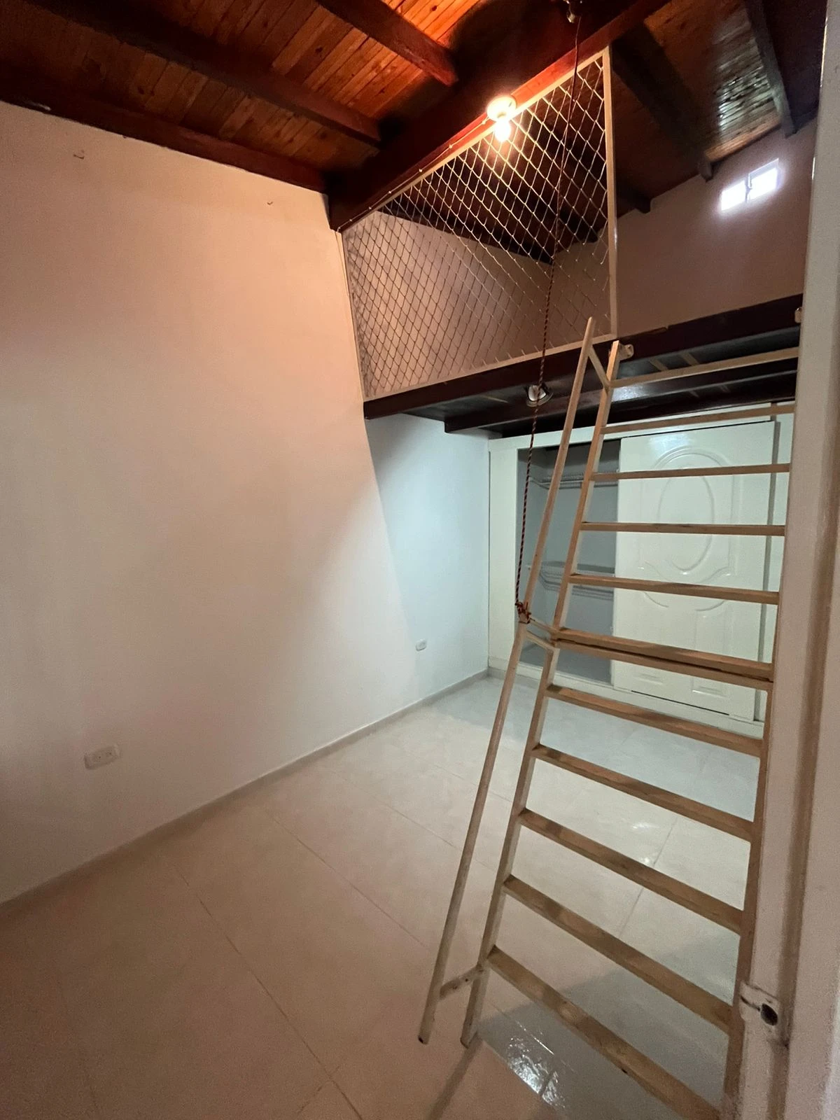 ARRIENDO CASA CAMPESTRE - CASA CAMPESTRE