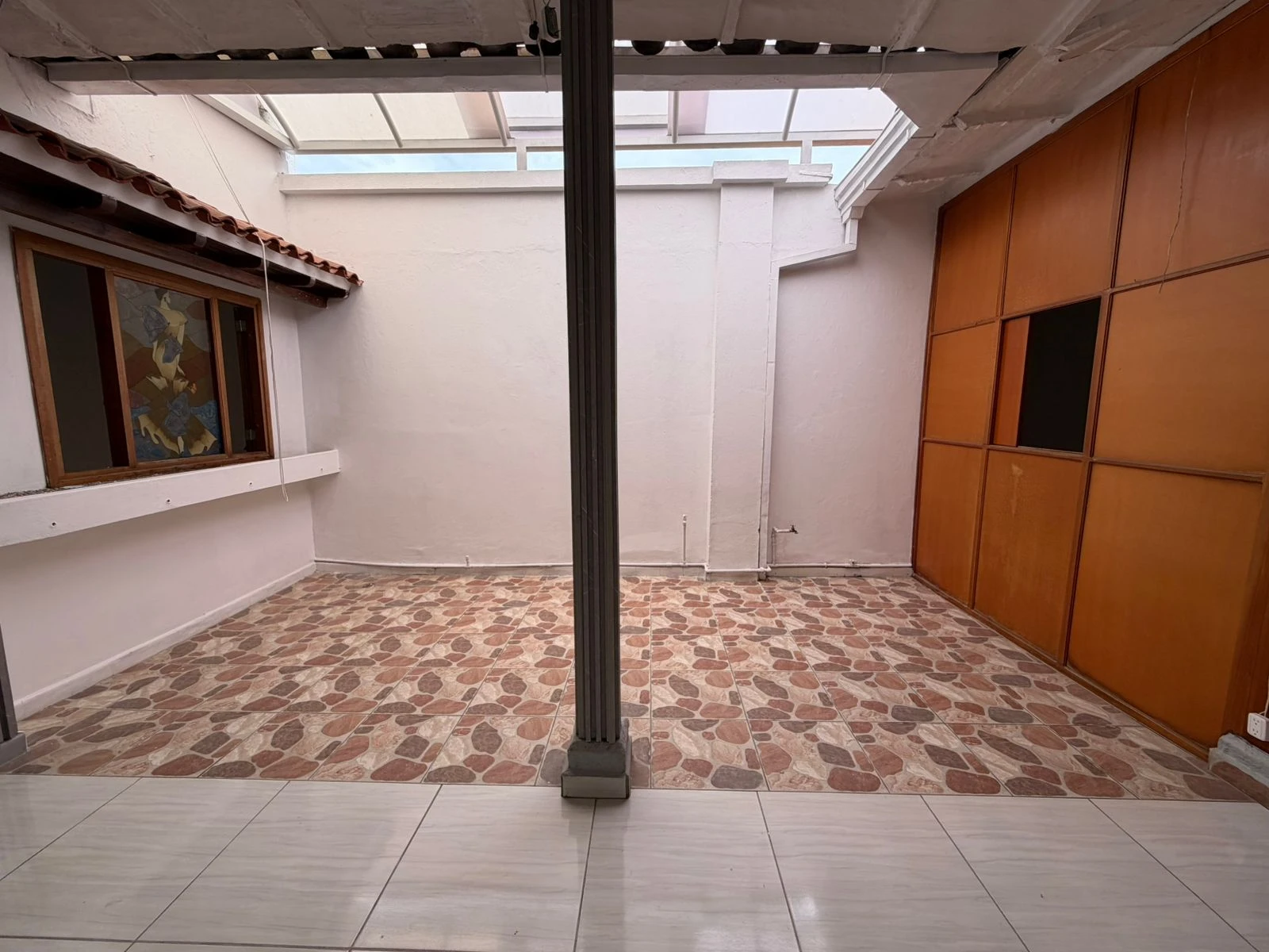 SE ARRIENDA CASA COMERCIAL  - 1020
