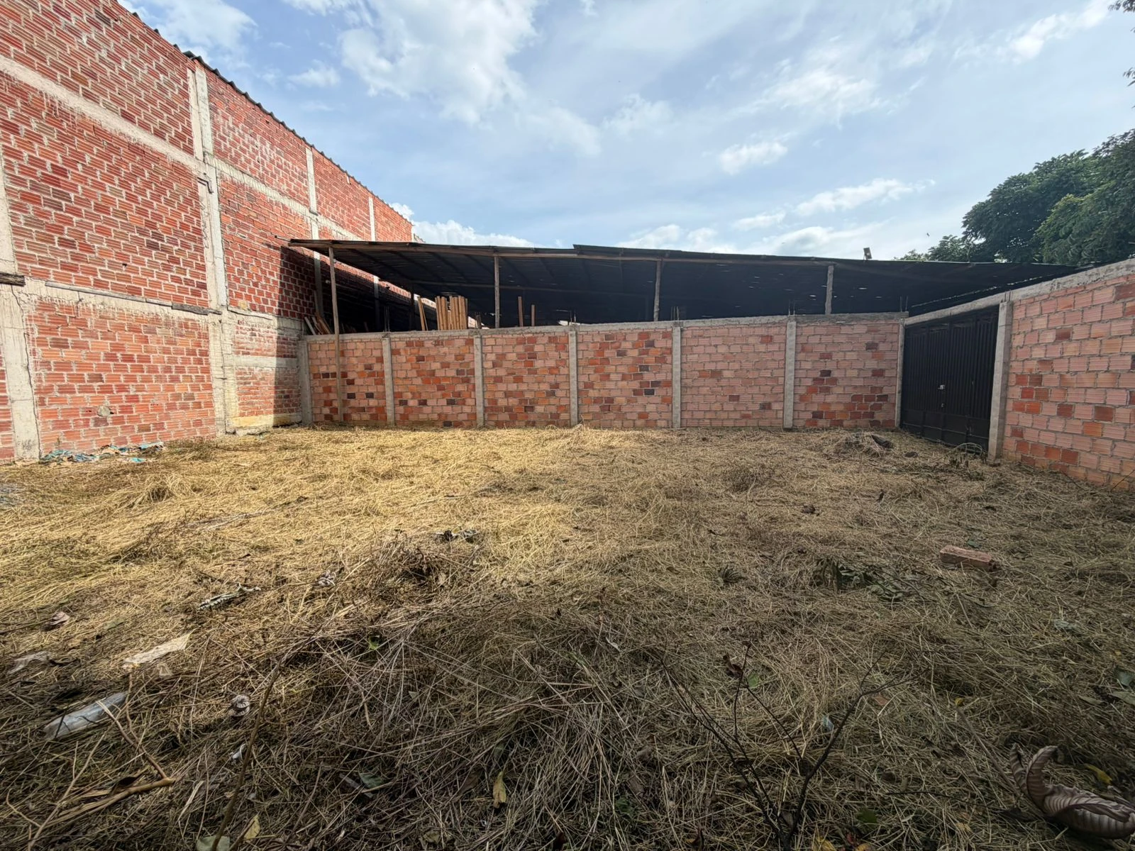 LOTE ZONA INDUSTRIAL  - LS2