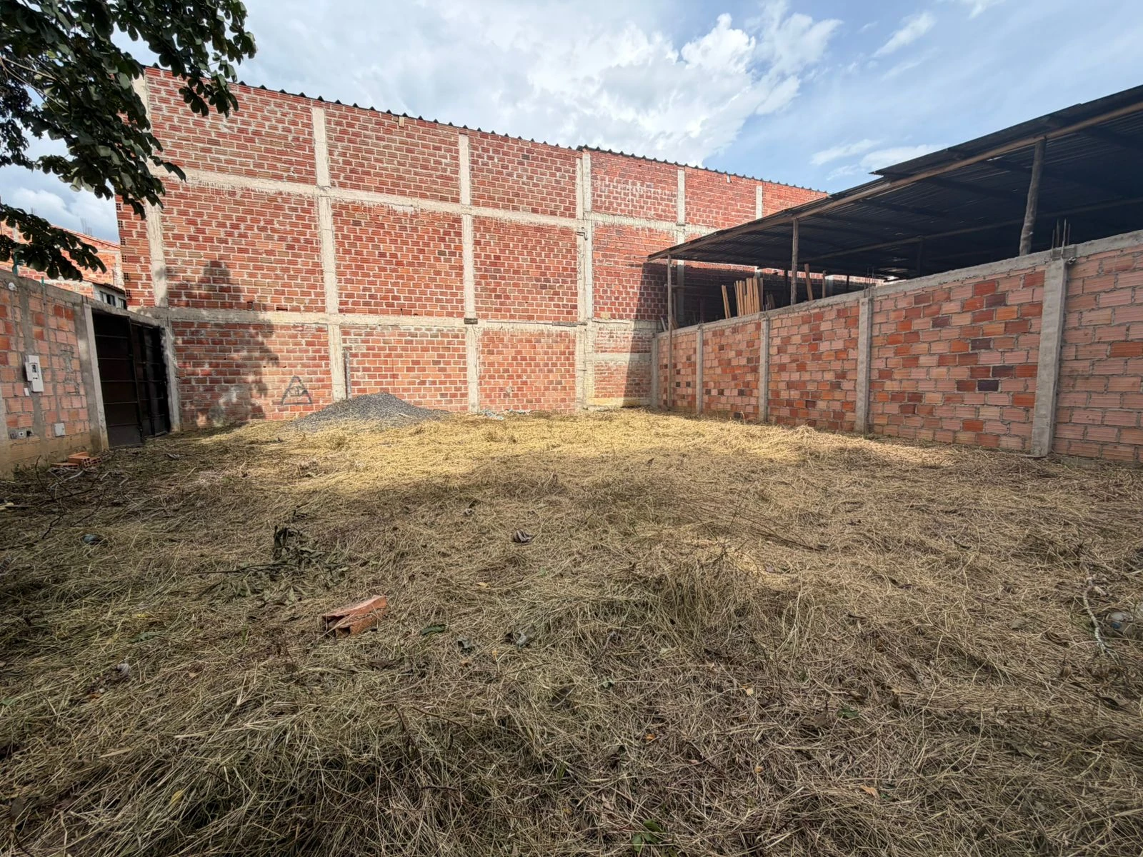 LOTE ZONA INDUSTRIAL  - LS2