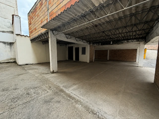 ARRIENDO APTO ZONA CENTRO  - 913