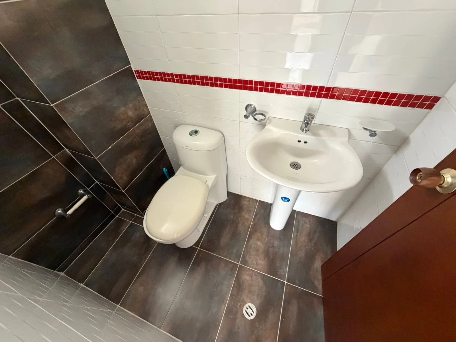 ARRIENDO APTO ZONA CENTRO  - 913