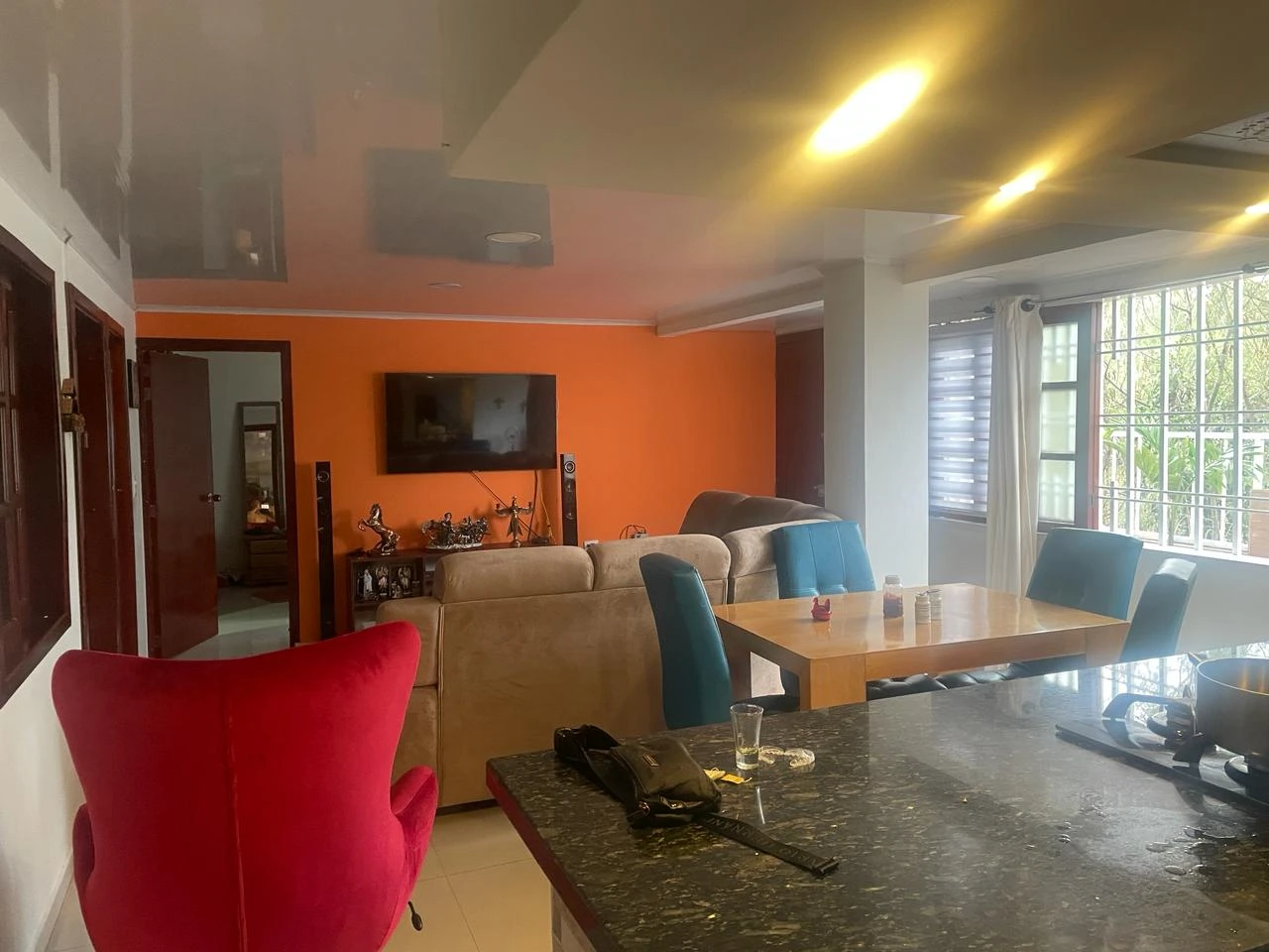 VENTA APARTAMENTO CON GARAJE  - AS6