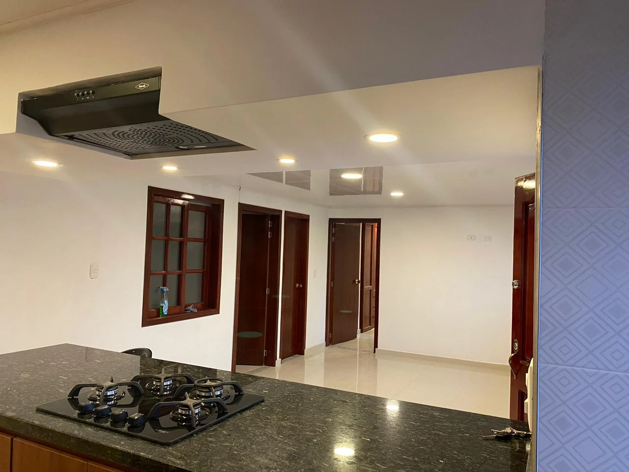 VENTA APARTAMENTO CON GARAJE  - AS6