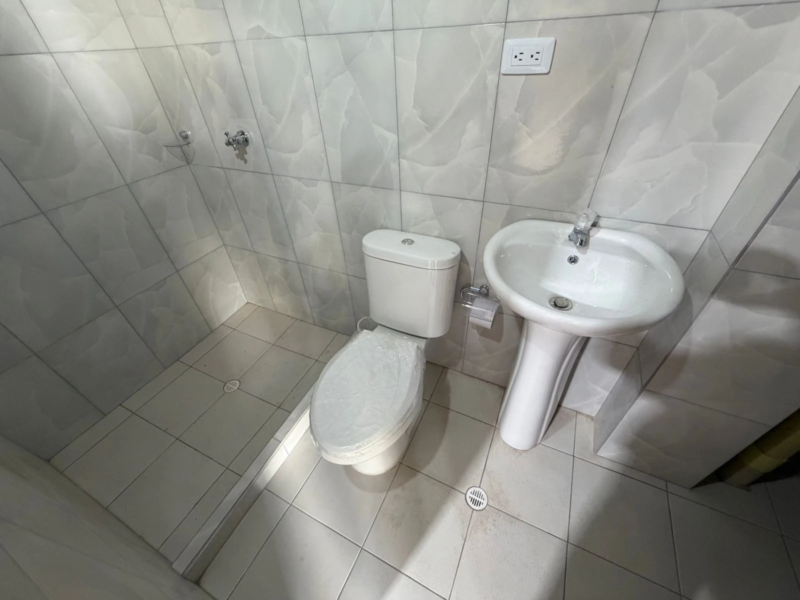 ARRIENDO BODEGA EN PINCHOTE - 3A19