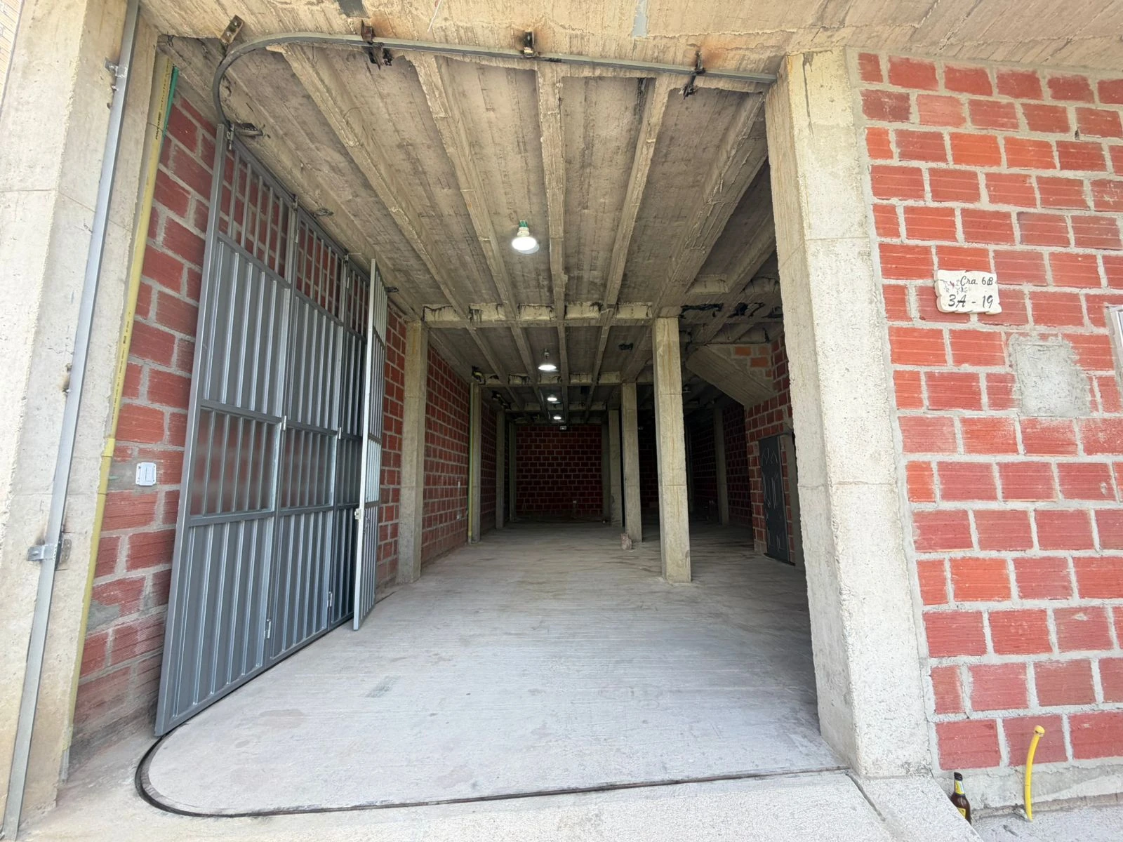ARRIENDO BODEGA EN PINCHOTE - 3A19