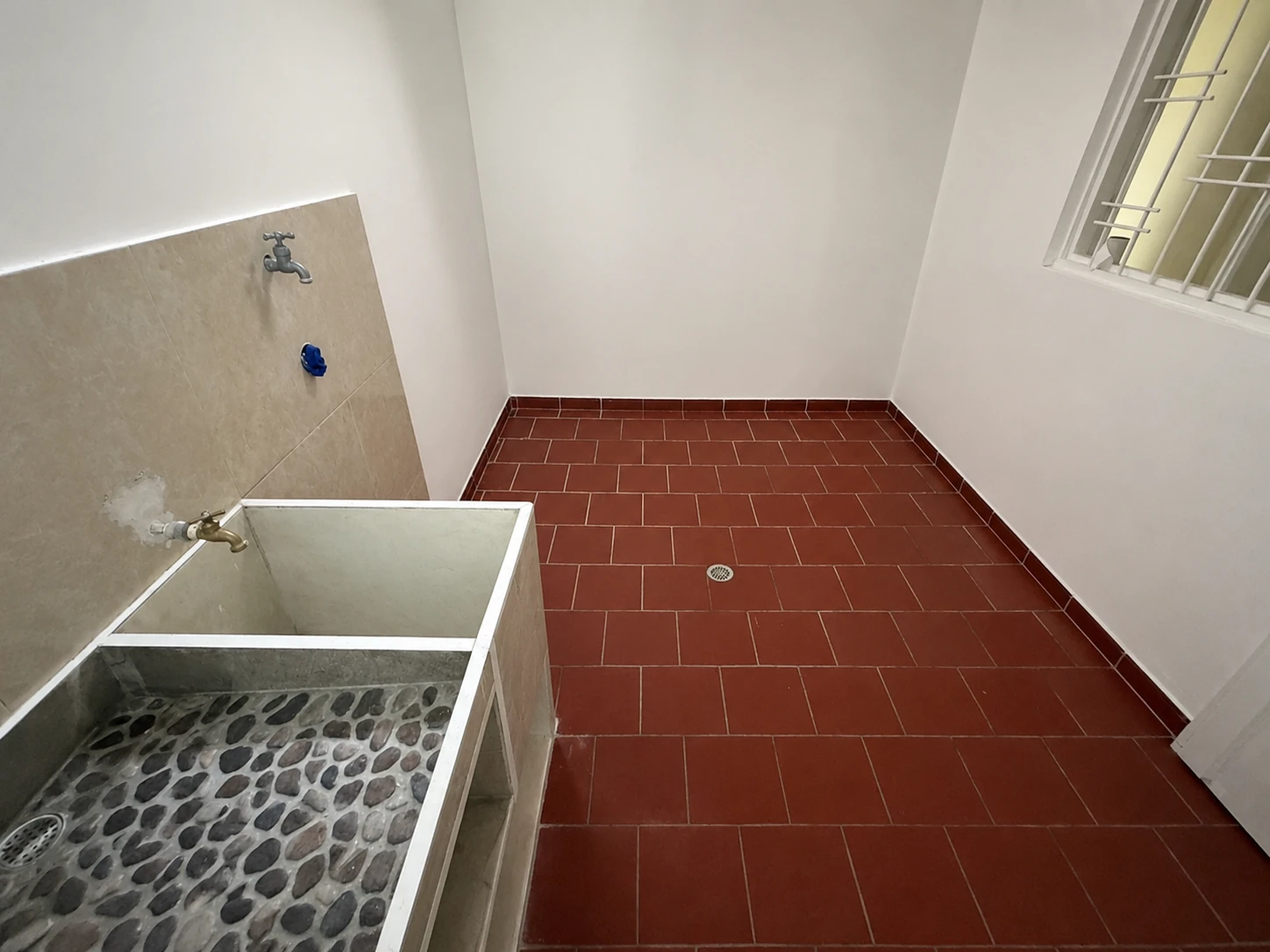 ARRIENDO CASA TORRES DEL CASTILLO - 1222