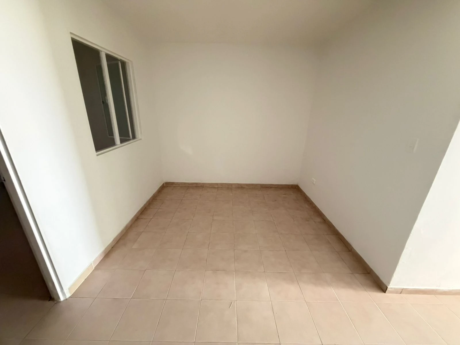ARRIENDO CASA TORRES DEL CASTILLO - 1222