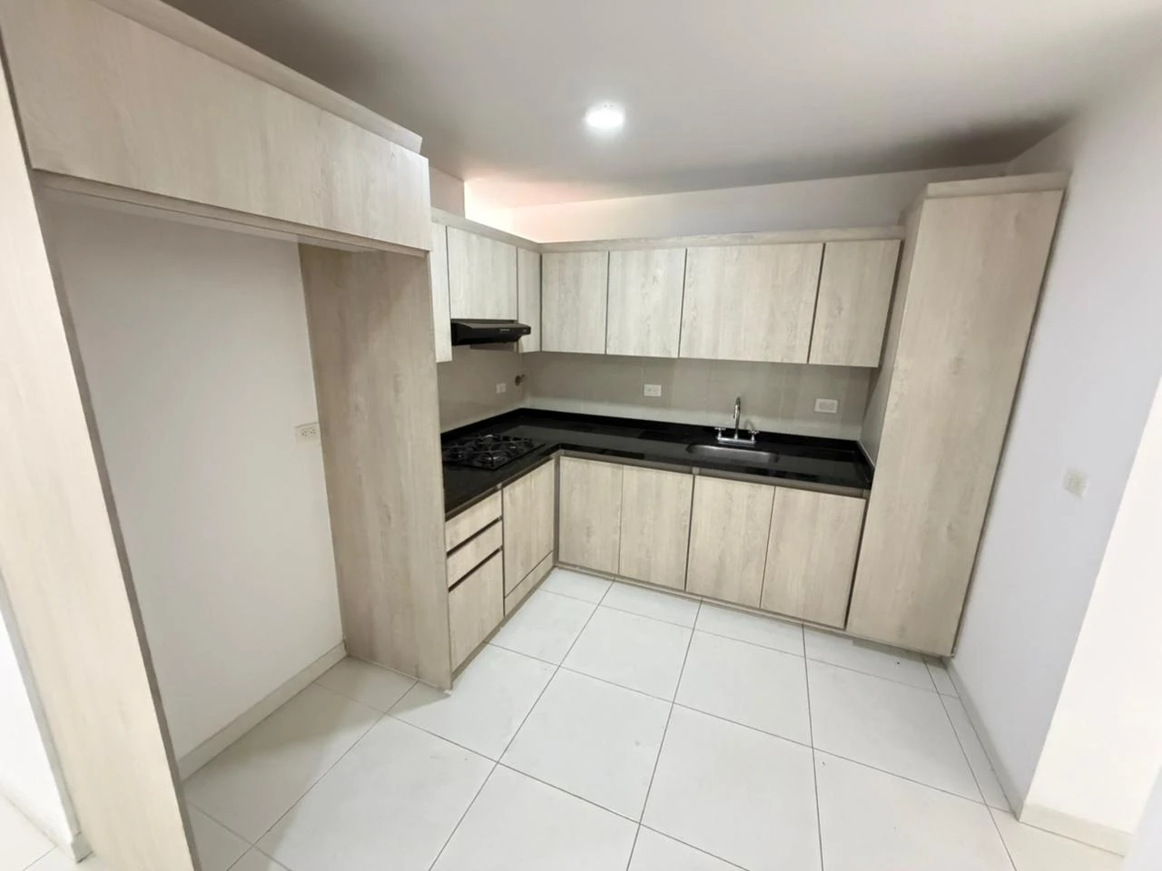 ARRIENDO APARTAMENTO DUPLEX - 748