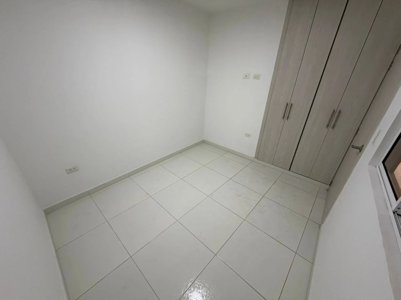 ARRIENDO APARTAMENTO DUPLEX - 748