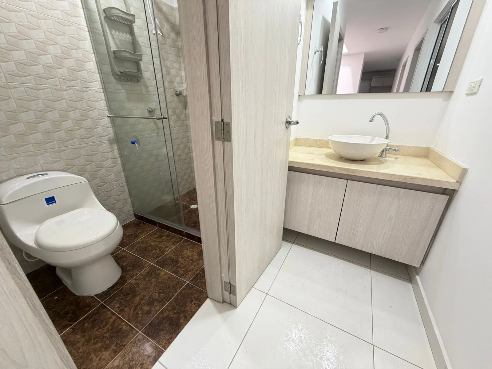 ARRIENDO APARTAMENTO DUPLEX - 748