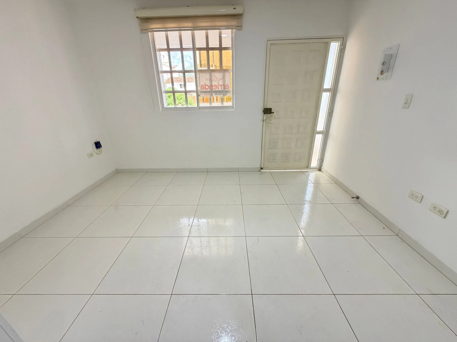 ARRIENDO APARTAMENTO DUPLEX - 748
