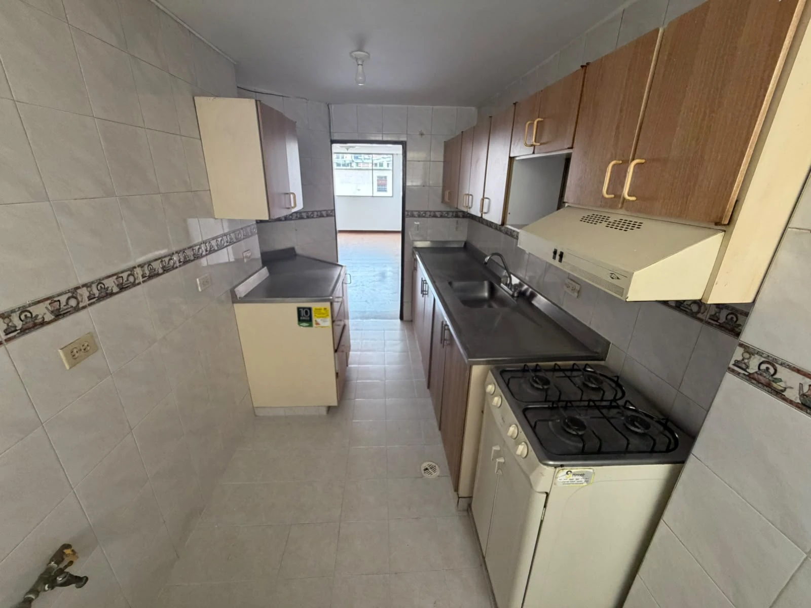 ARRIENDO APARTAMENTO EN EL CENTRO - 913