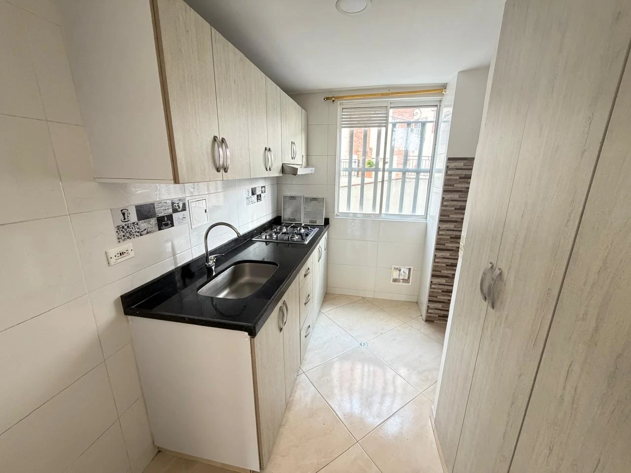 VENDO APARTAMENTO CONJUNTO CERRADO 
