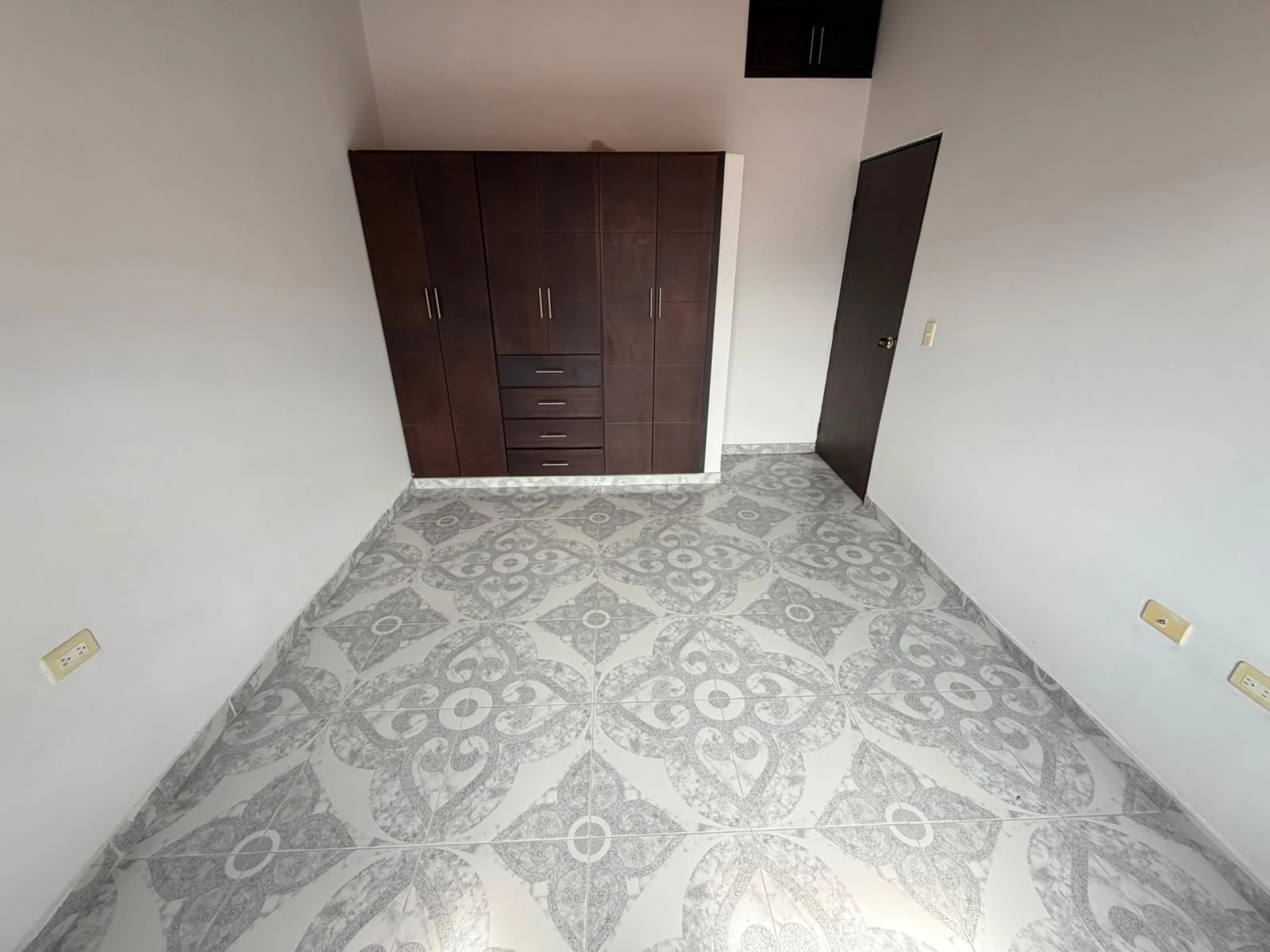 ARRIENDO APARTAMENTO CIUDAD FUTURO - 248