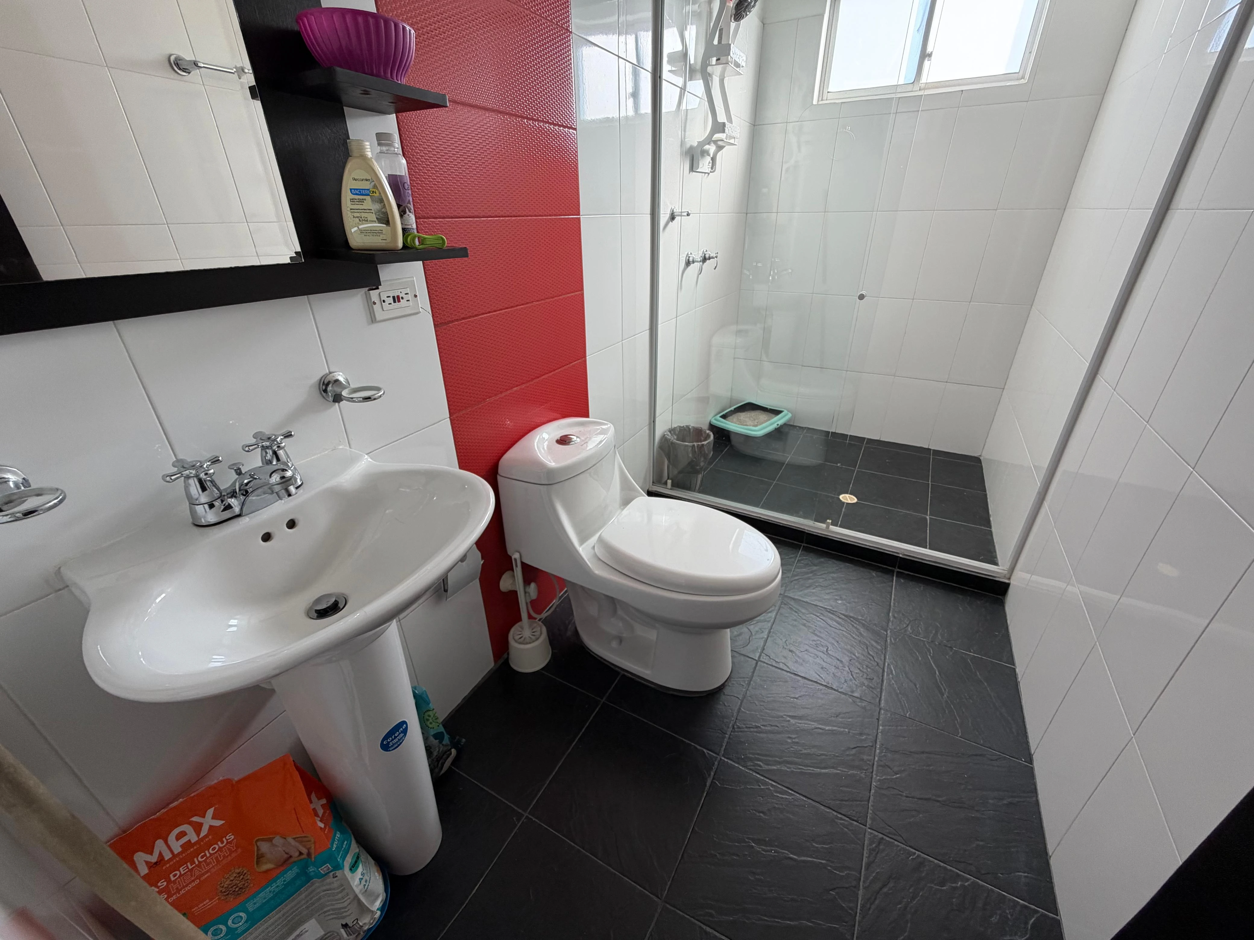 VENDO APTO 147,65M2 ASCENSOR  - AS7