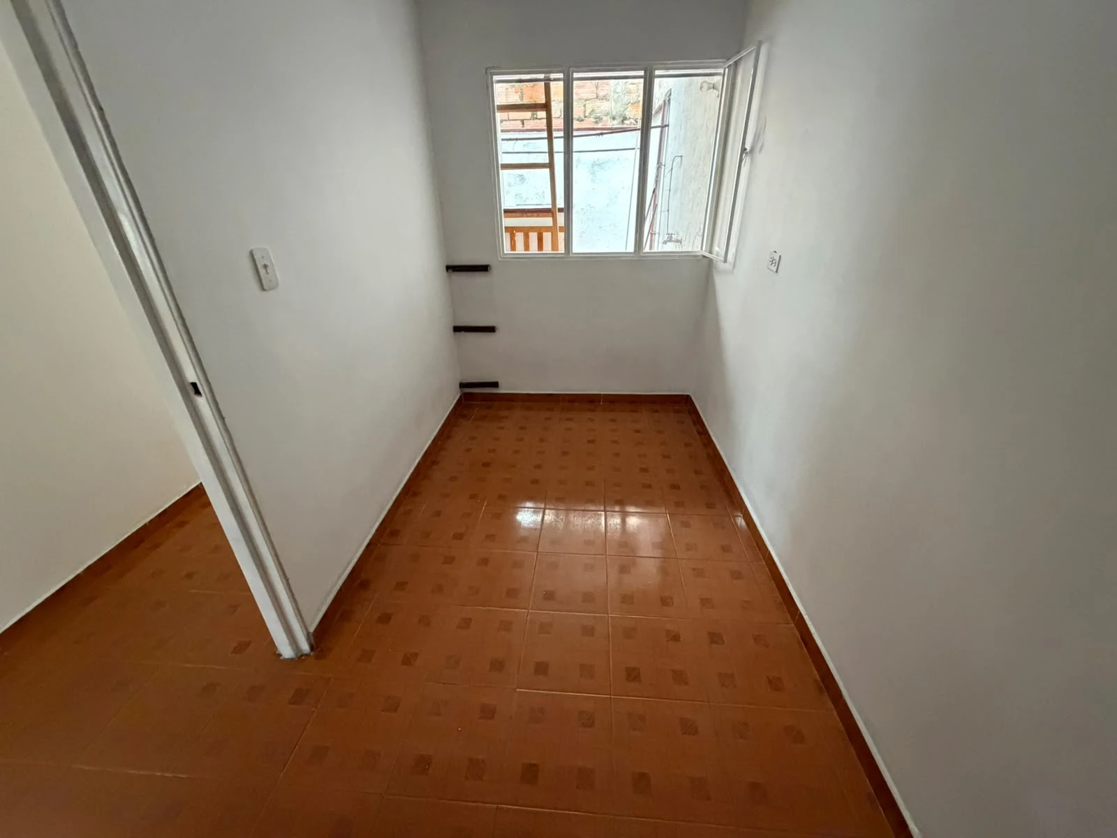 ARRIENDO CASA EN ALTAMIRA - 736