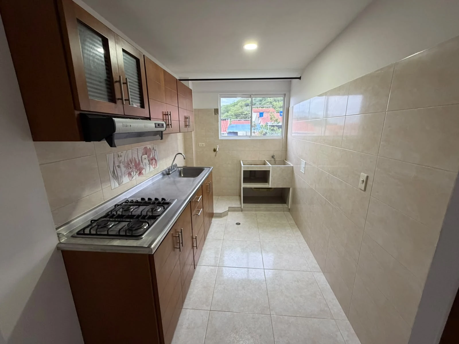 ARRIENDO APARTAMENTO EN CIUDAD FUTURO 3 - 316
