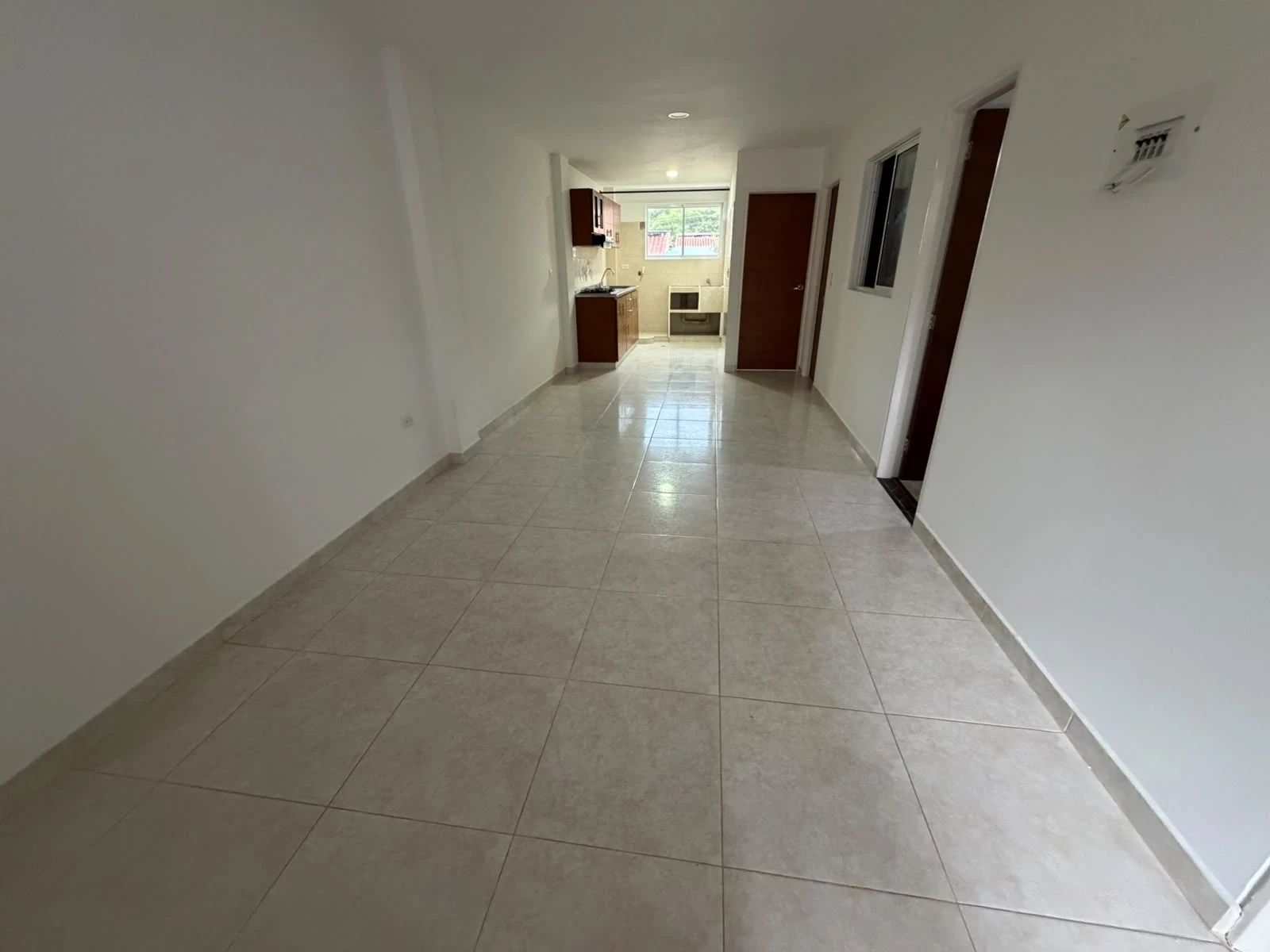ARRIENDO APARTAMENTO EN CIUDAD FUTURO 3 - 316