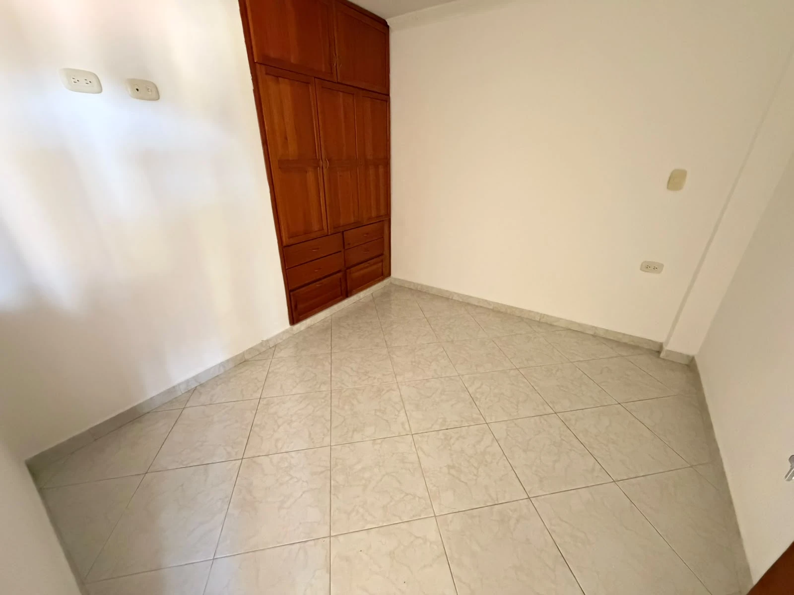 ARRIENDO APARTAMENTO VILLA CAMPESTRE 2145p4377